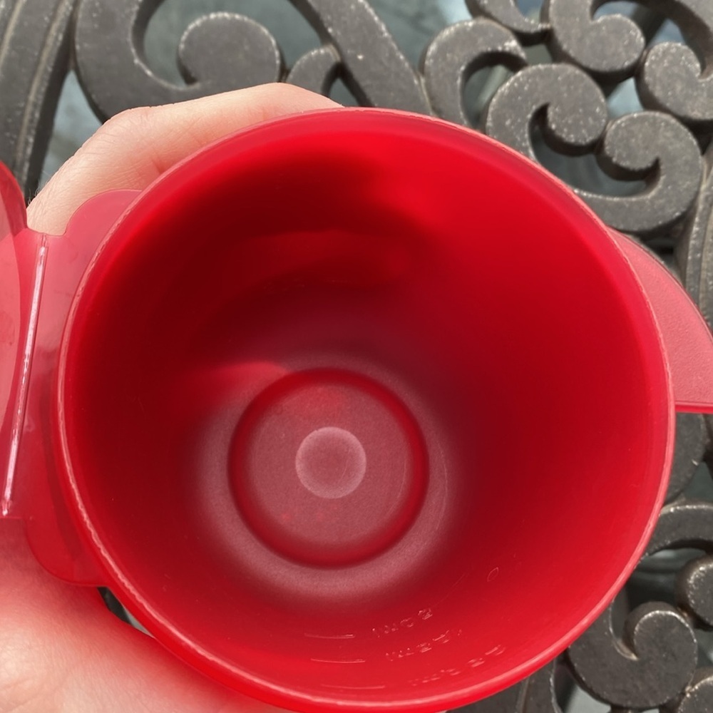 TUPPERWARE - Red Apple Keeper Container - Picture 6 of 9